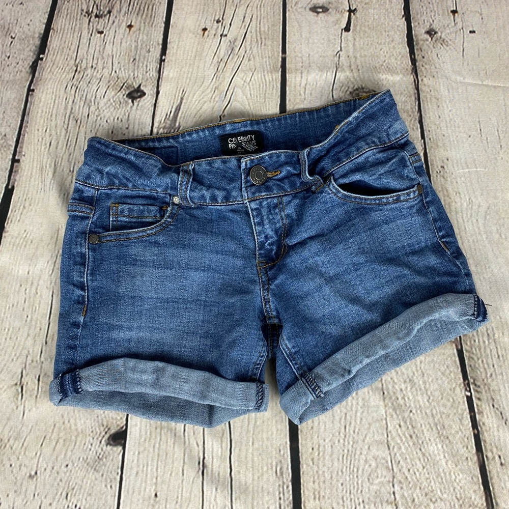 Celebrity Jean Shorts. Size 1